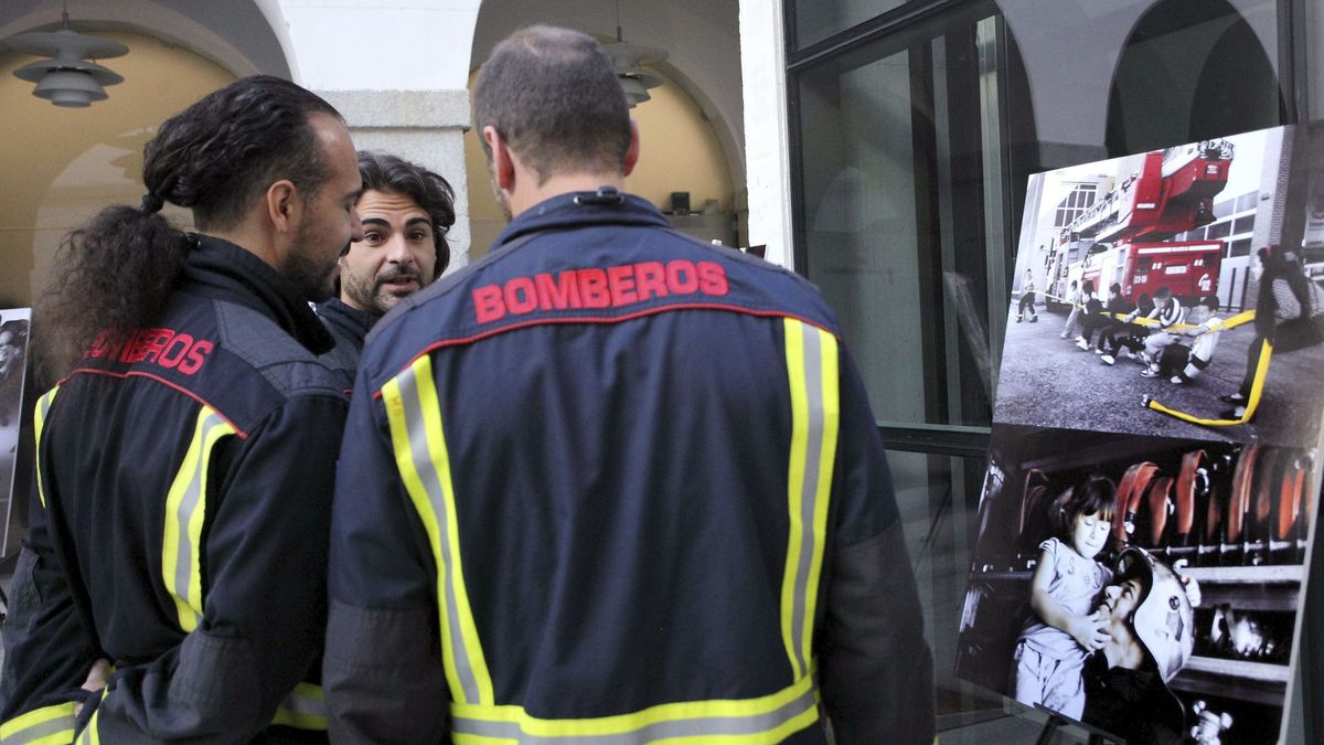 Los bomberos de la Comunidad de Madrid recaudan fondos para madres sin recursos
