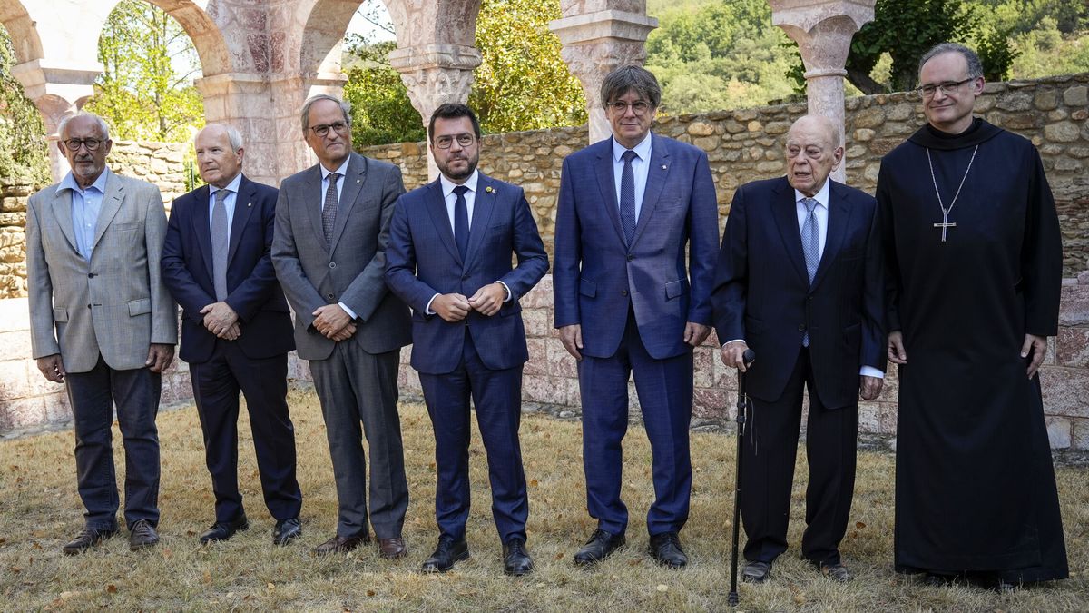 Puigdemont apela al "bien del país" y Aragonés exige la amnistía en el sur de Francia