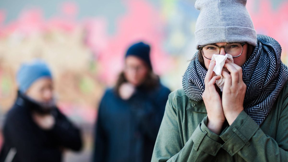 El problema para tu salud que se oculta en la ropa de invierno
