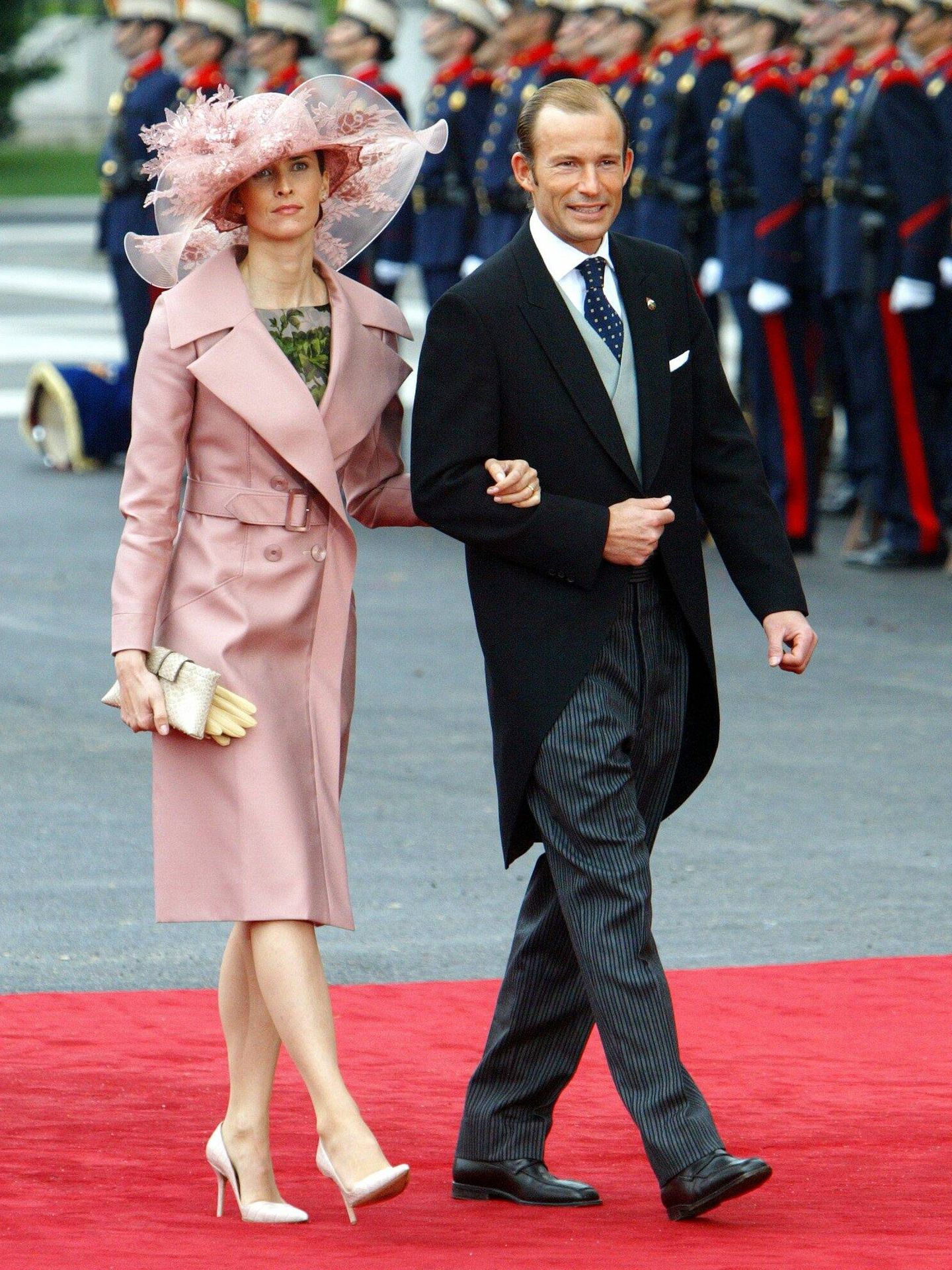 Rosario Nadal y Kyril de Bulgaria a su llegada a la boda de los reyes Felipe y Letizia