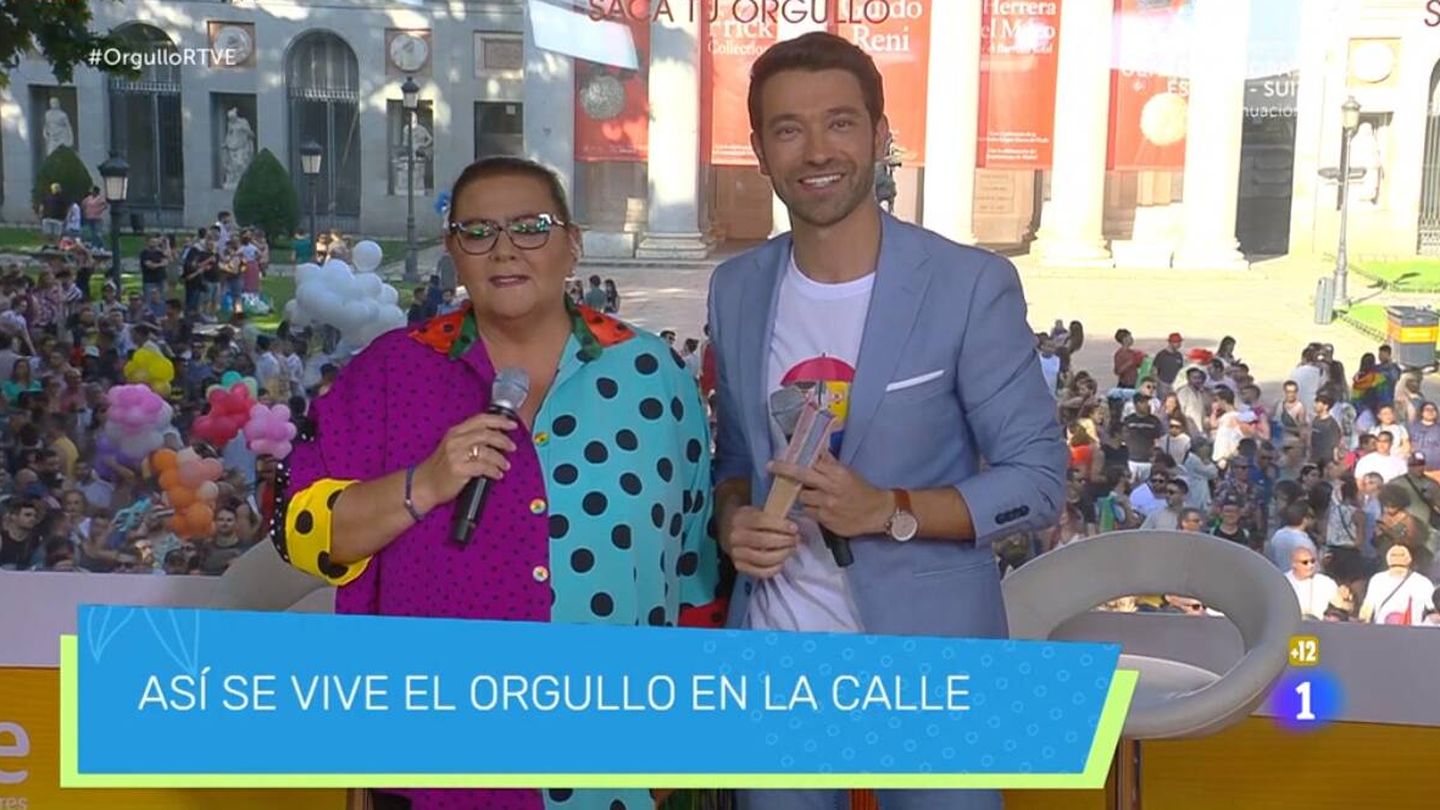 Los presentadores de 'Saca tu orgullo', María del Monte y Marc Calderó. (RTVE?