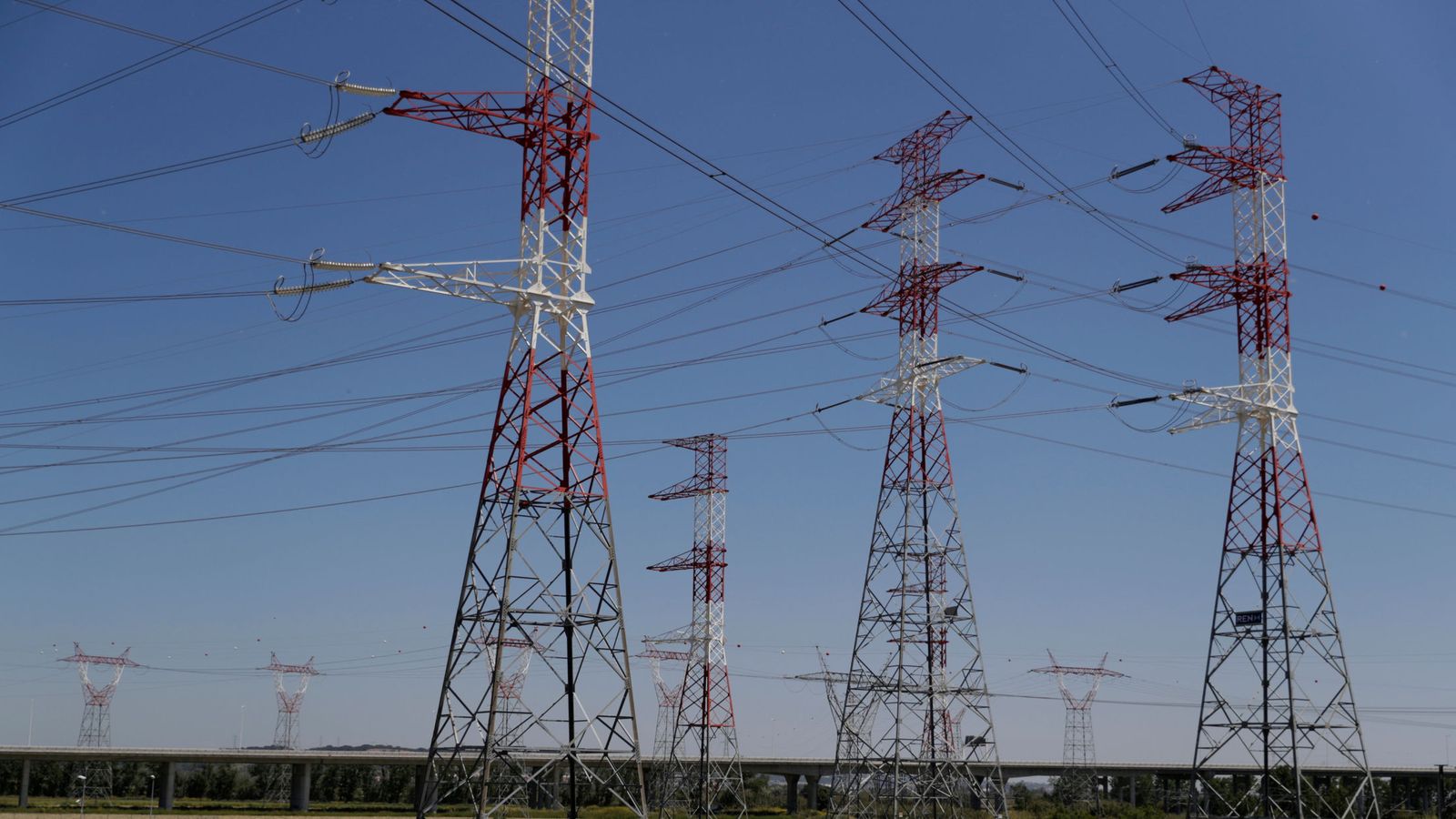Foto: Cables de electricidad. (Reuters)