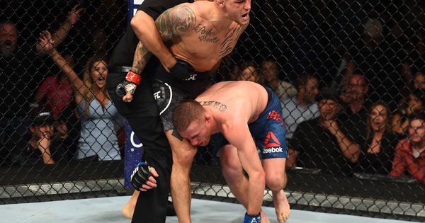 Foto: Dustin Poirier noqueó a Justin  Gaethje en UFC Glendale. (UFC)