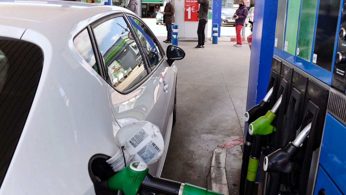 Los combustibles bajan 20 céntimos en los primeros días de la bonificación del Gobierno 