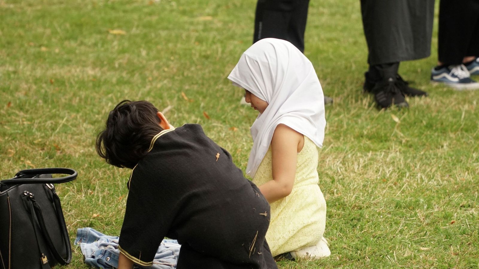 Foto: Dos niños, en una protesta organizada por una institución salafista en La Haya, Holanda. (EFE)