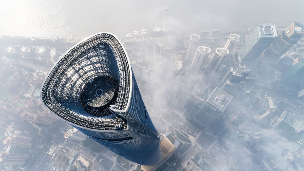 China inaugura el hotel más alto del mundo: dormir entre las nubes ya es una realidad