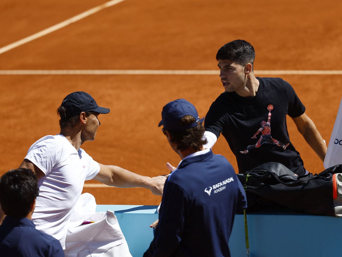 Foto: Nadal y Alcaraz jugarán juntos en París. (Reuters/Susana Vera)