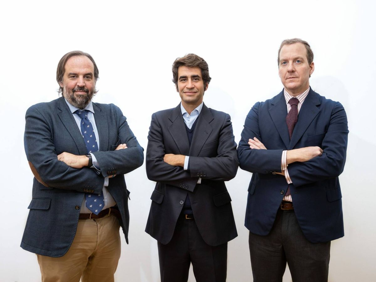 Foto: Jaime Ventura (i), Juan Ruiz (c) y Francisco Fontán (d), socios fundadores de Austral Venture Gestión