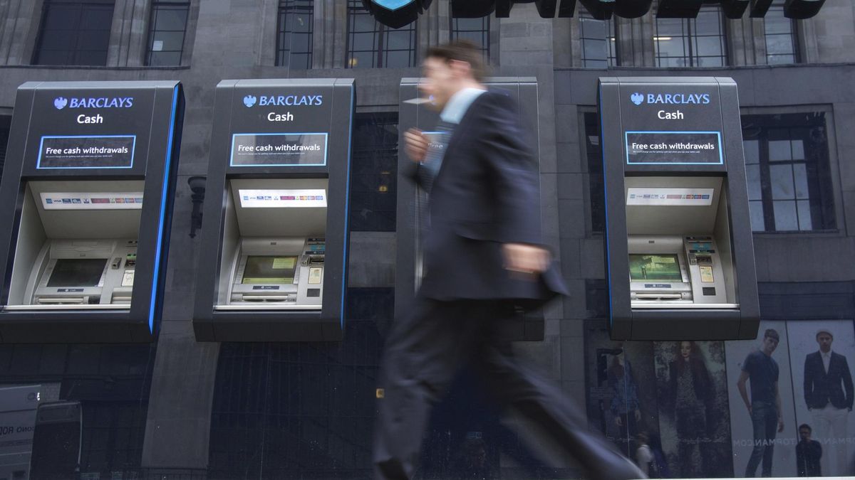 Barclays liquida su cartera de bonos en España, donde no espera tener beneficios