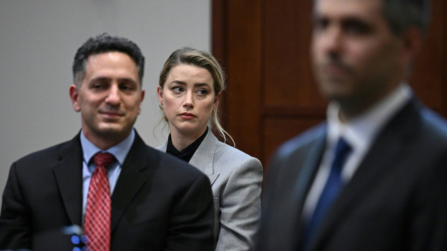 Amber Heard, en el interior del juzgado. (EFE/Brendan Smiliowski) 