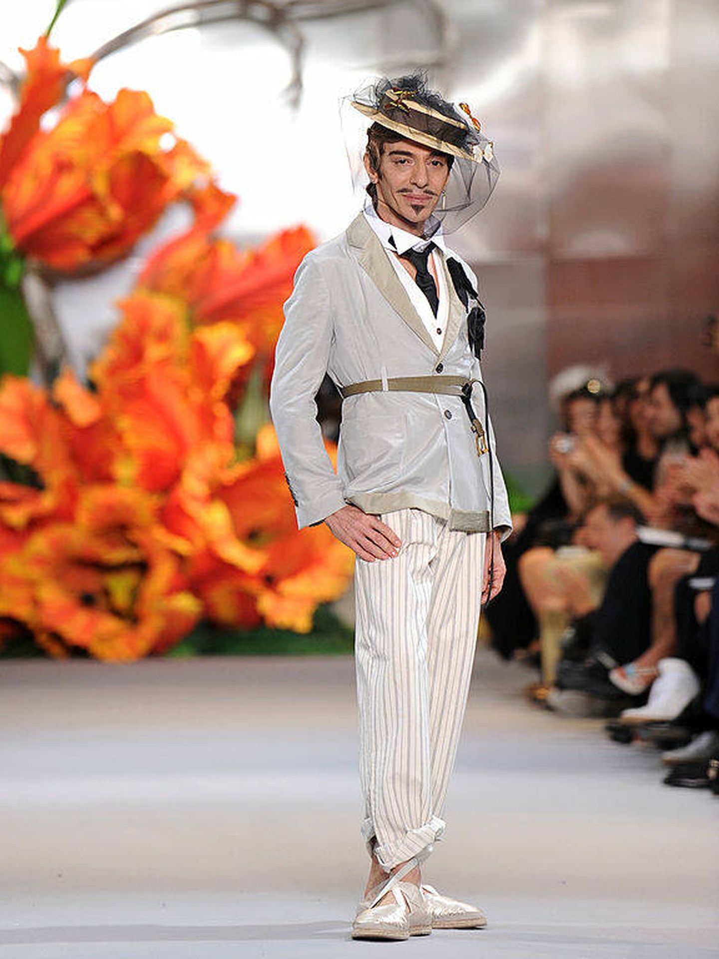 John Galliano, tras un desfile de Dior en 2010. (Getty)
