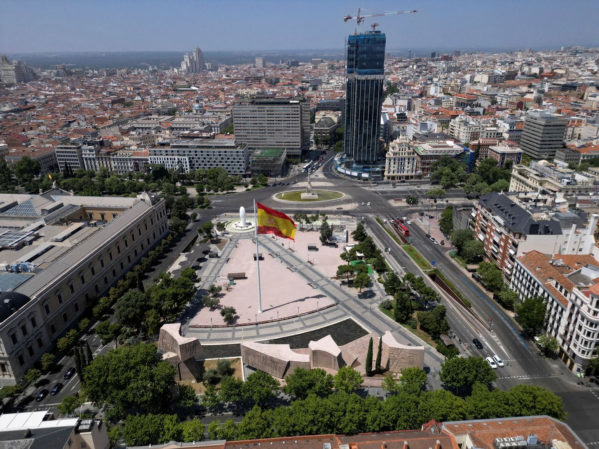 Foto: Vista aérea de la plaza de Colón. (Reuters/Guillermo Martínez)