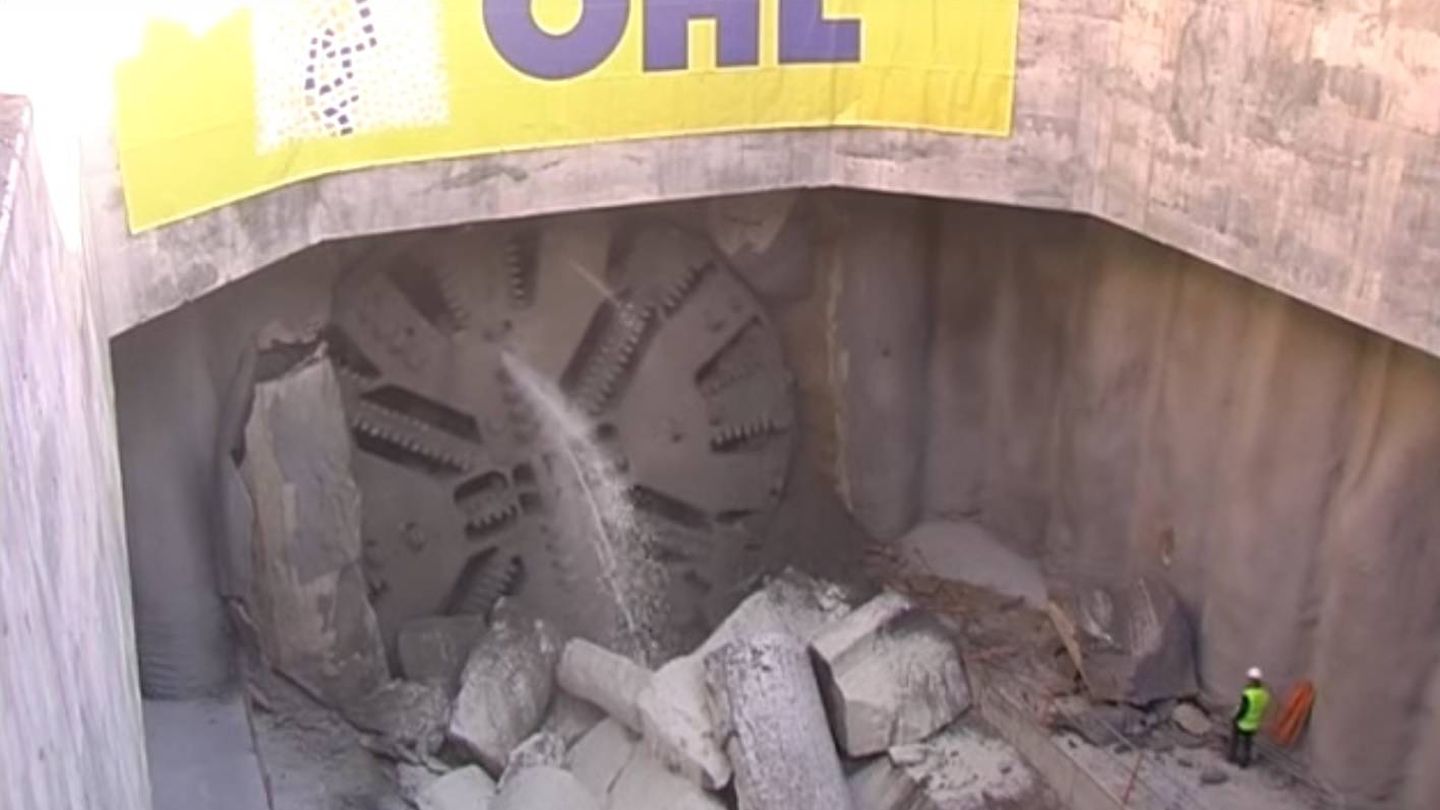 La tuneladora de OHL en el túnel de Cercanías de Móstoles y Navalcarnero. La constructora detuvo las obras cuando estalló la crisis