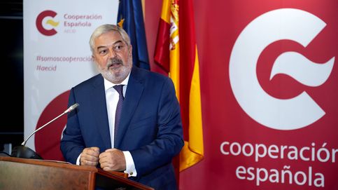 Albares sigue su remodelación de Exteriores con el cese del jefe de la Cooperación Española (Aecid)