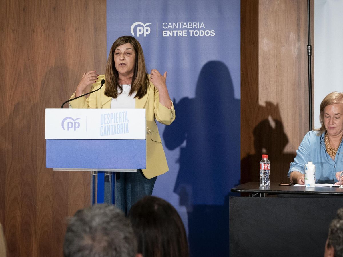 Foto: La presidenta del Partido Popular de Cantabria, María José Sáenz de Buruaga. (EFE/Román G. Aguilera) 