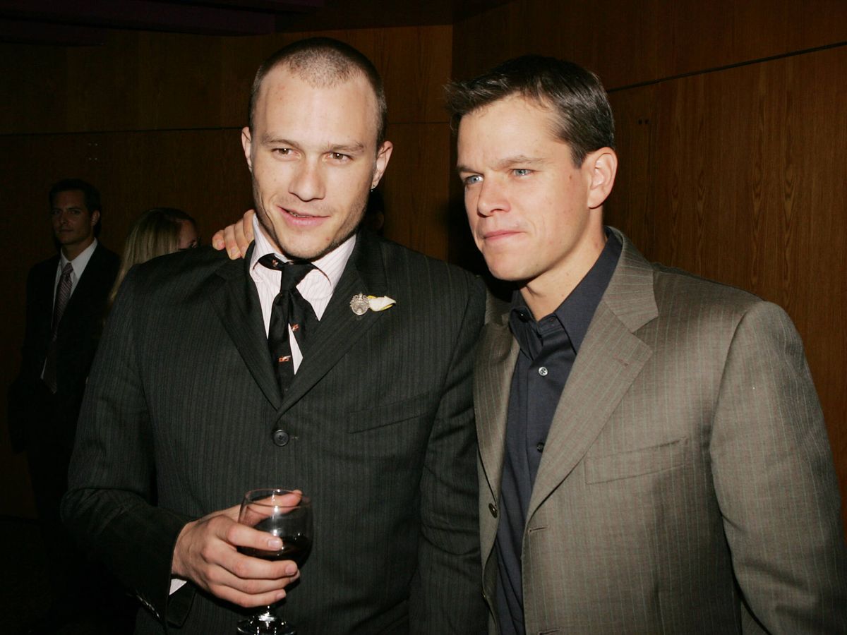 Foto: Heath Ledger y Matt Damon, en el estreno de 'Los hermanos Grimm'. (Getty)
