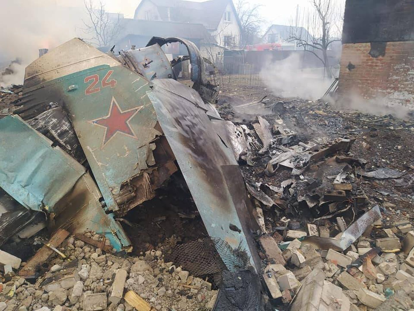 Cazabombardero Su-34 derribado en el área de Chernihiv el 5 de marzo de 2022. (Dsns.gov.ua)