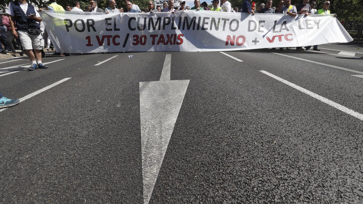 Uber y Cabify vs. taxis: la huelga enfrenta a los españoles en Internet