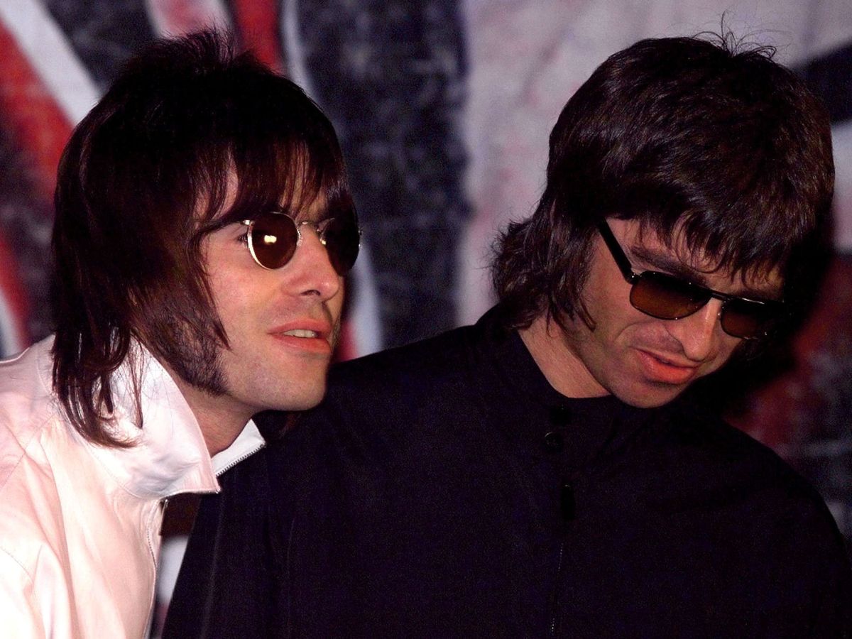 Foto: ¿Es posible que Liam y Noel Gallagher vuelvan a tocar juntos? (Reuters/Dylan Martinez)