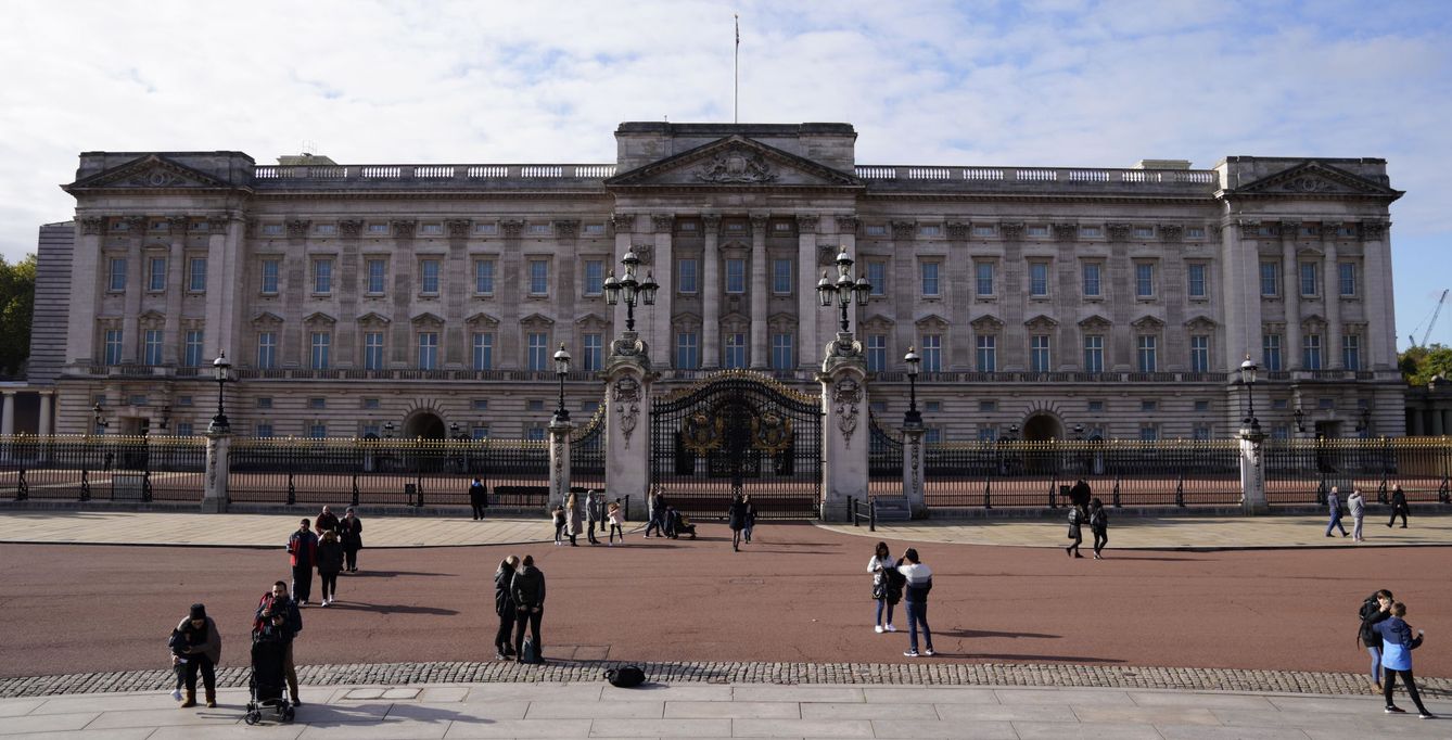 Vista del Palacio de Buckingham en octubre. (Reuters)