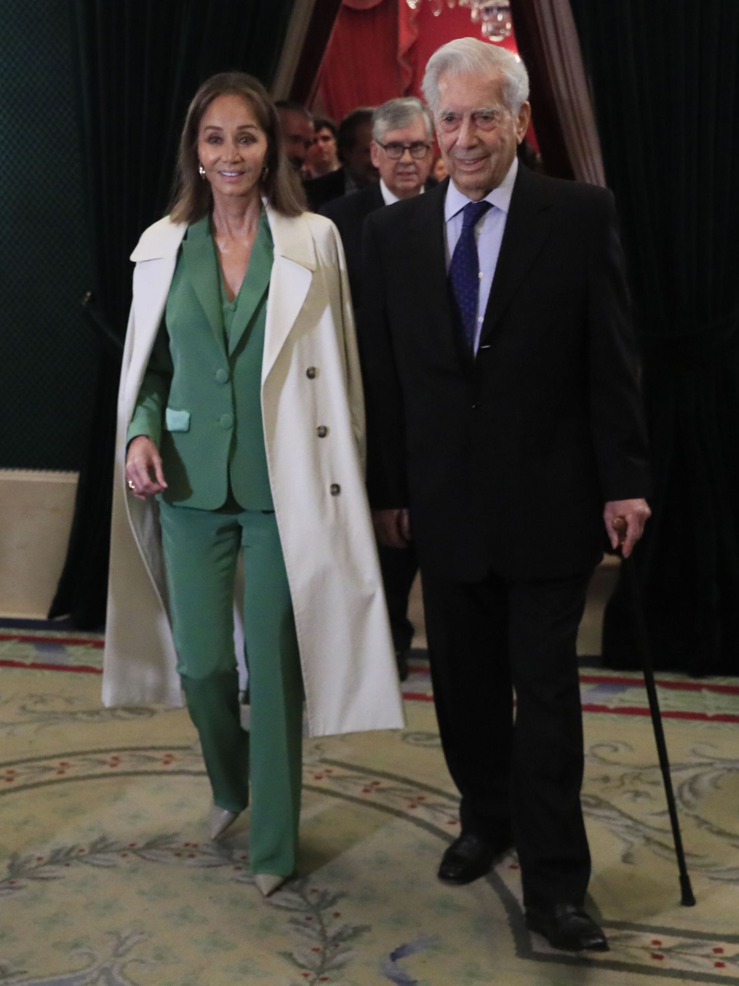 Mario Vargas Llosa e Isabel Preysler. (EFE/Fernando Alvarado) 