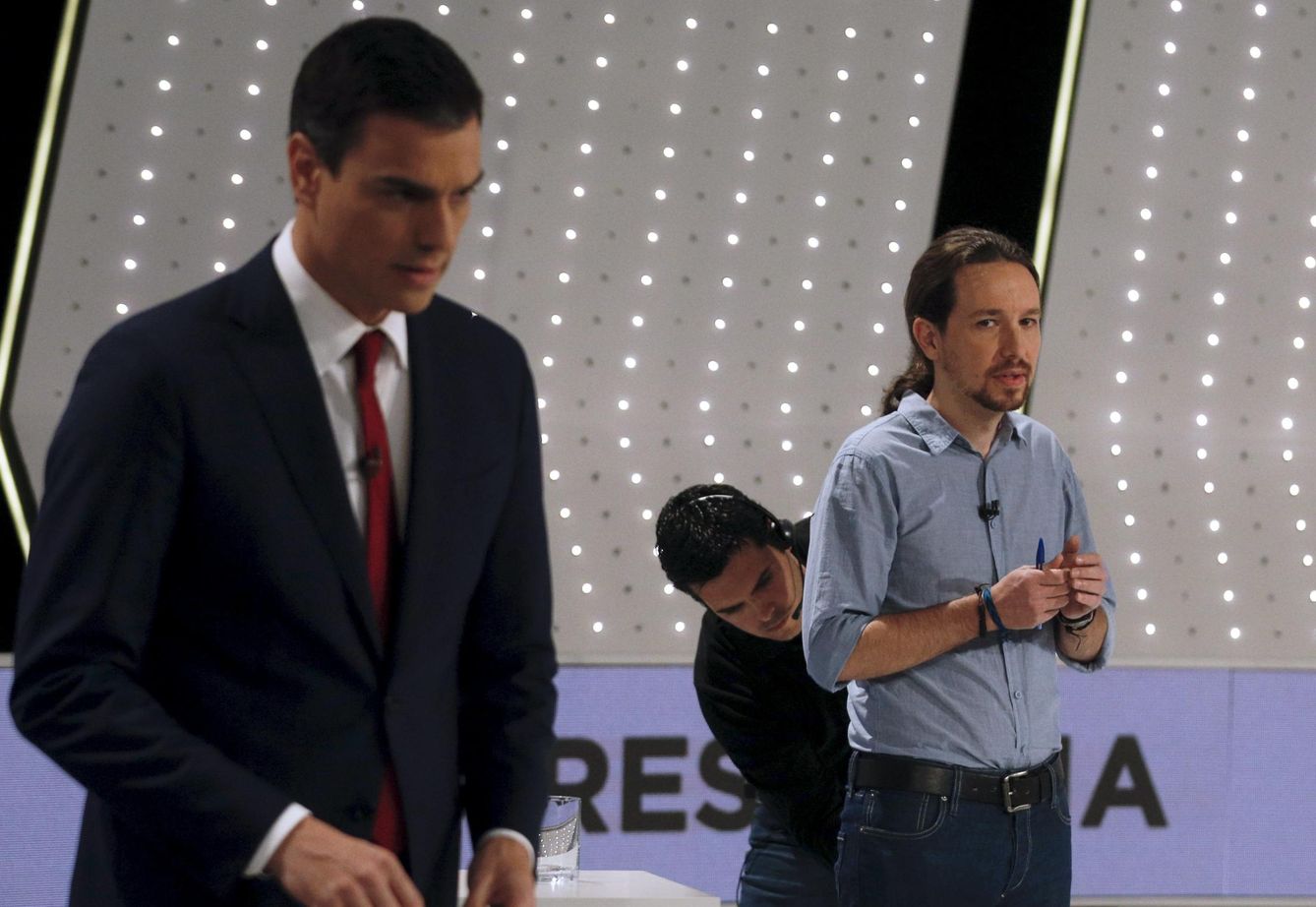 Pedro Sánchez y Pablo Iglesias, durante el debate de Atresmedia, el pasado 7 de diciembre. (Reuters)