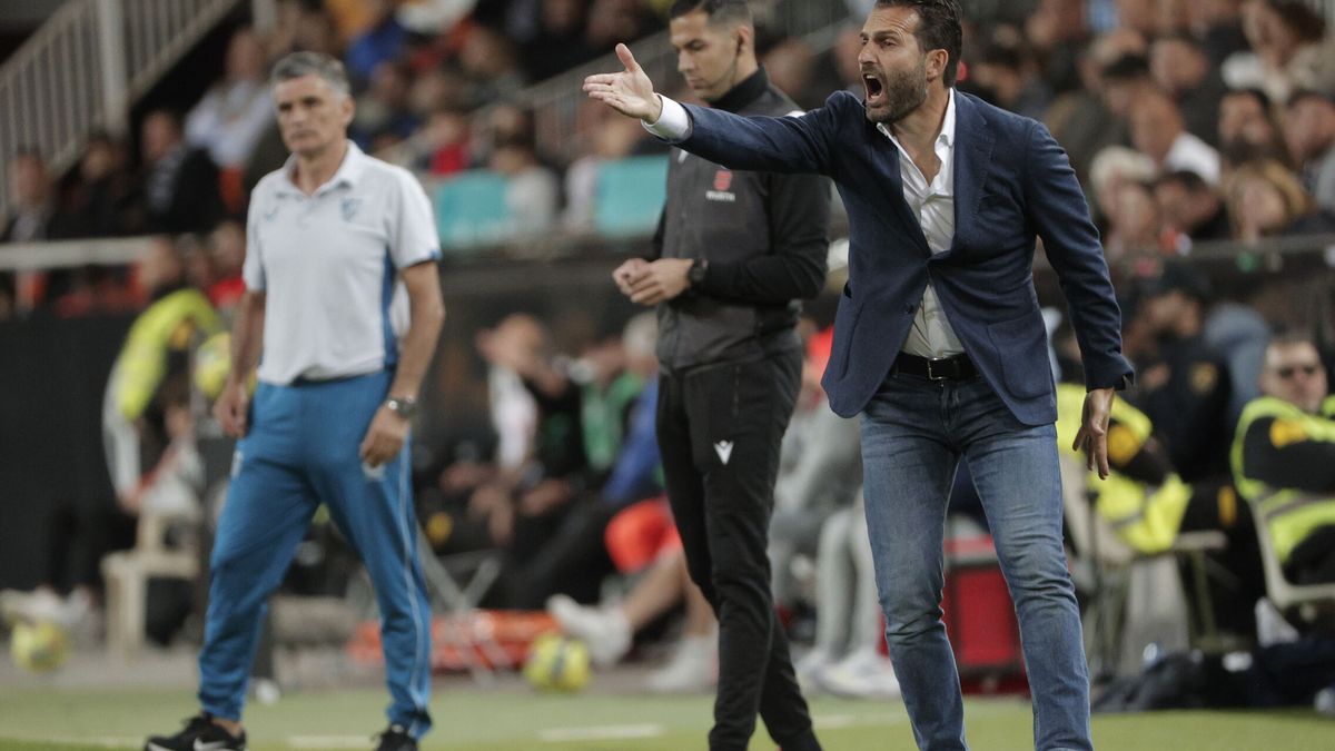 La dura crítica del Valencia a los árbitros: "Una vergüenza con mayúsculas"