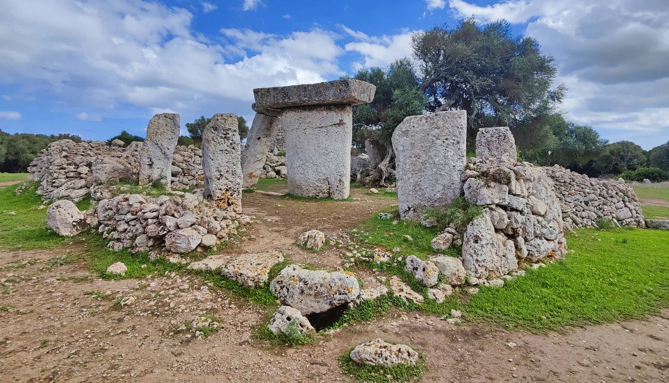 Talatí de Dalt - Edificio prehistórico de cultura talayótica cerca de Maó (Fuente: iStock)
