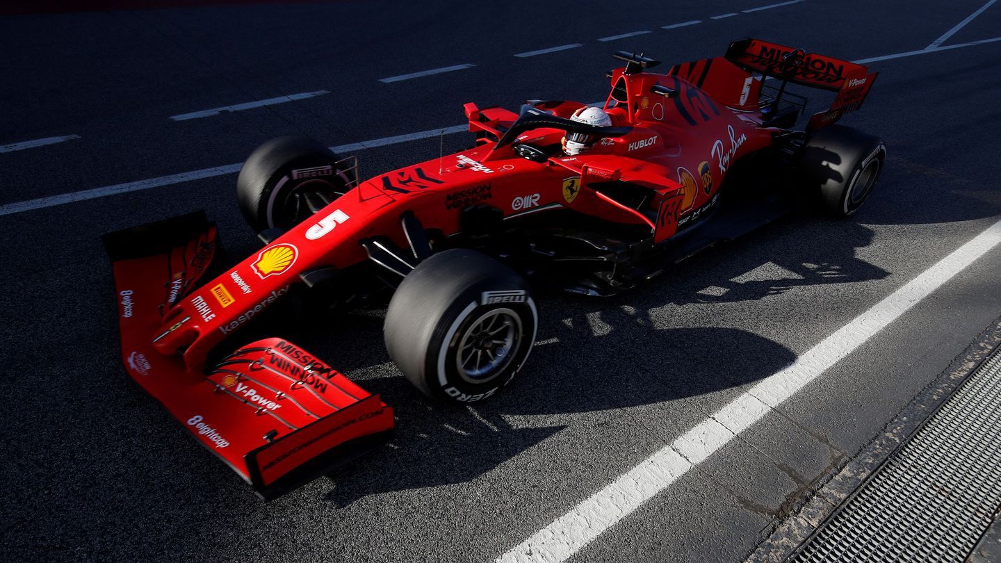 Sebastian Vettel durante los test de pretemporada de Montmeló. (Reuters)