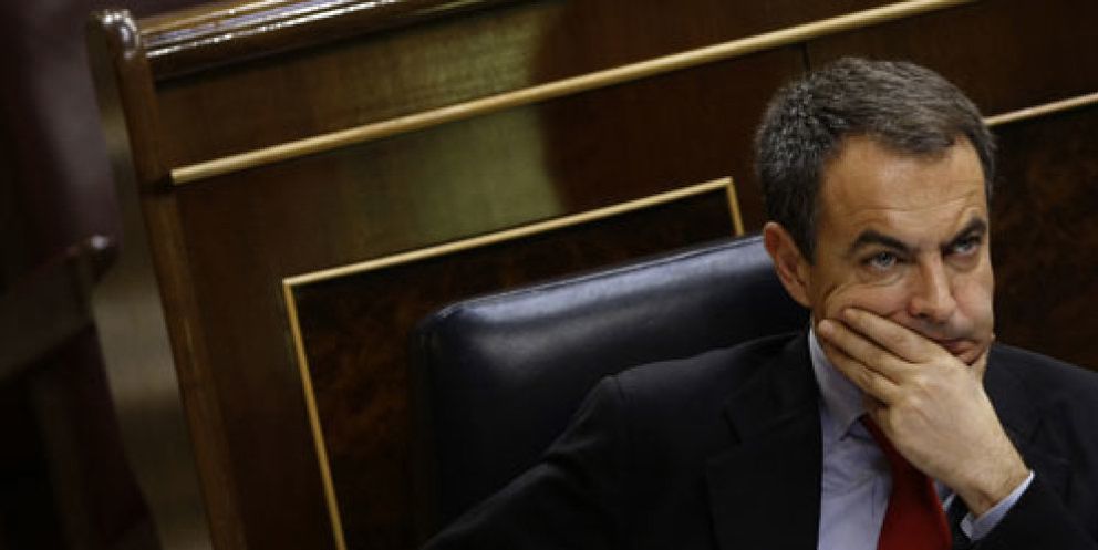 Foto: Zapatero pierde ‘en casa’ ante Rajoy con el debate sobre política social