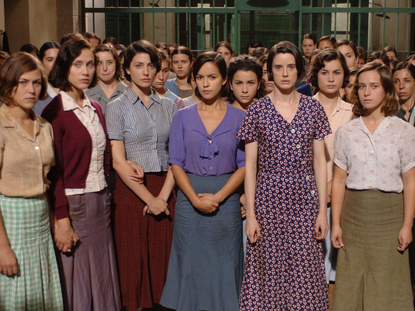 Imagen de la película 'Las 13 rosas' de Emilio Martínez-Lázaro