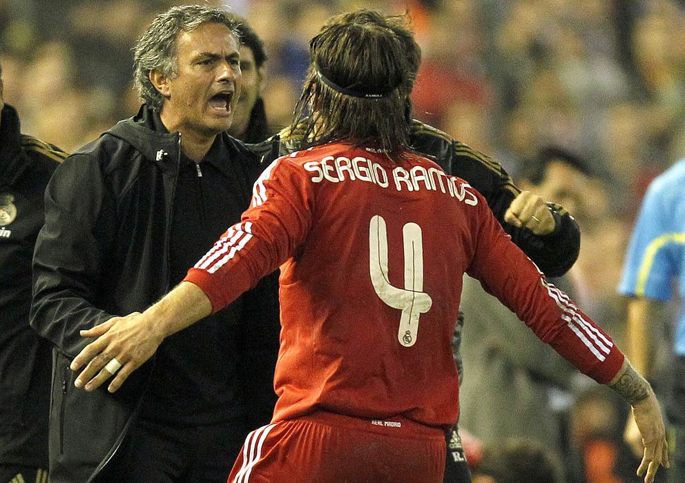 Foto: Mourinho y Sergio Ramos tuvieron encontronazos, pero también buenos momentos en el Real Madrid (Reuters).