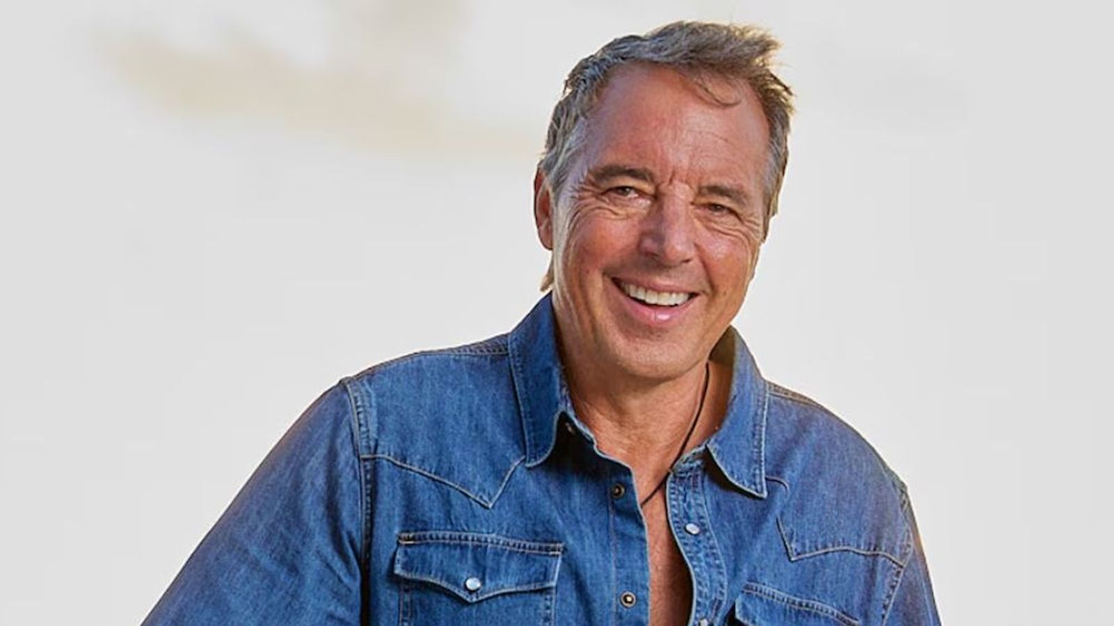 Dan Buettner, experto en longevidad: "Caminar te da el 90% de la actividad física que necesitas en un día"