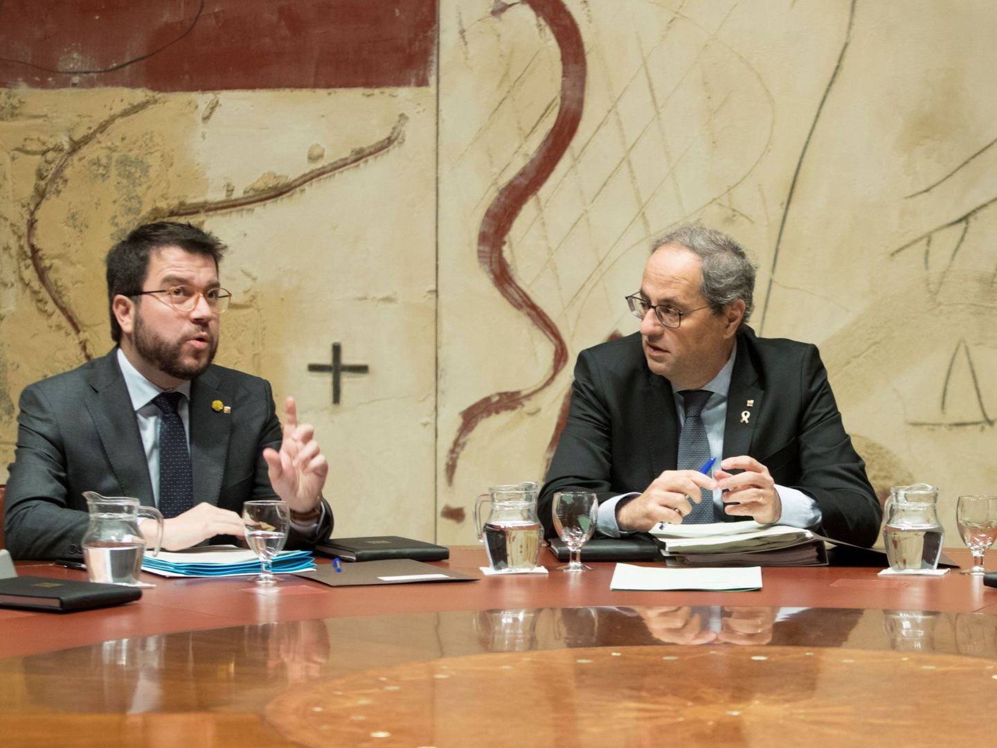 Pere Aragonès y Quim Torra, este 21 de enero, en el Consell Executiu, en Barcelona. (EFE)
