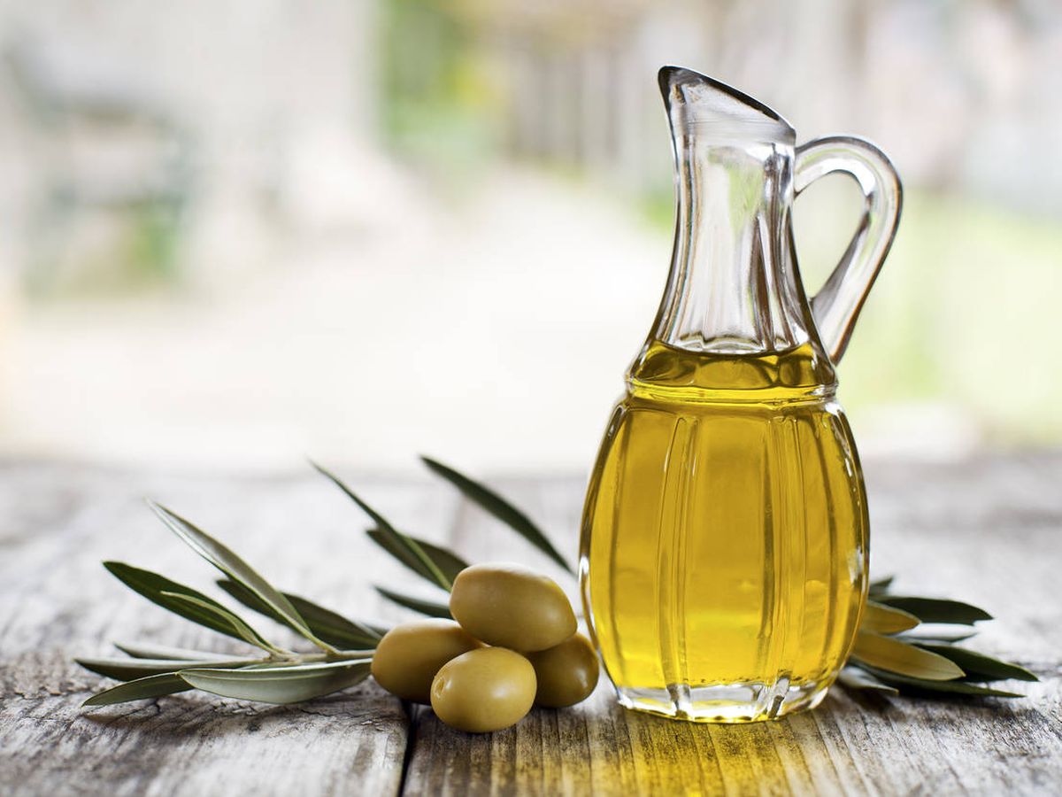 La escasez del girasol de Ucrania pilla al aceite de oliva en precios máximos de 2018