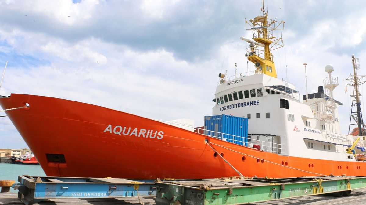 Vendedor Notable Malentendido El barco 'Aquarius', de buque de guardia en el Atlántico a rescatar en el  Mediterráneo