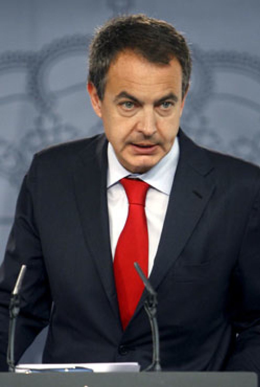 Foto: Zapatero retrasa hasta febrero su comparecencia para explicar la subida del paro