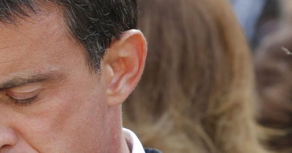 Foto: El exprimer ministro francés, Manuel Valls, muestra su "inquietud" por la situación catalana
