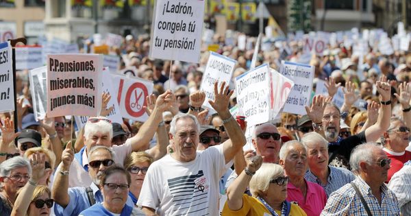 Foto: Movilización en Bilbao "por unas pensiones dignas" el pasado 20 de agosto. (EFE)