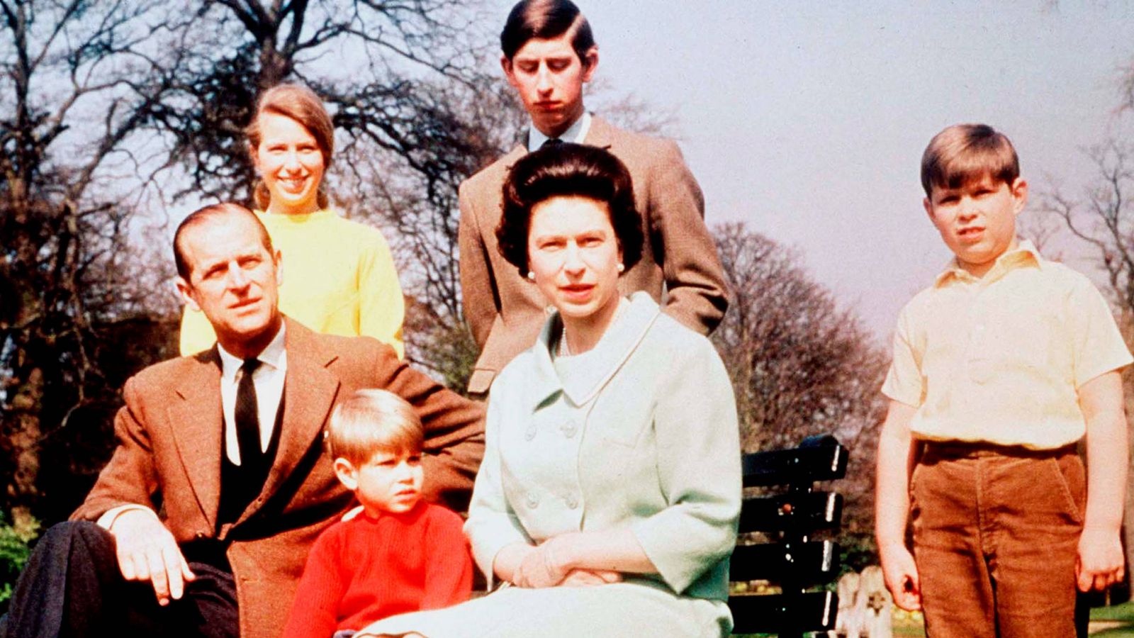 Foto:  La familia real británica, en 1968. (Getty)