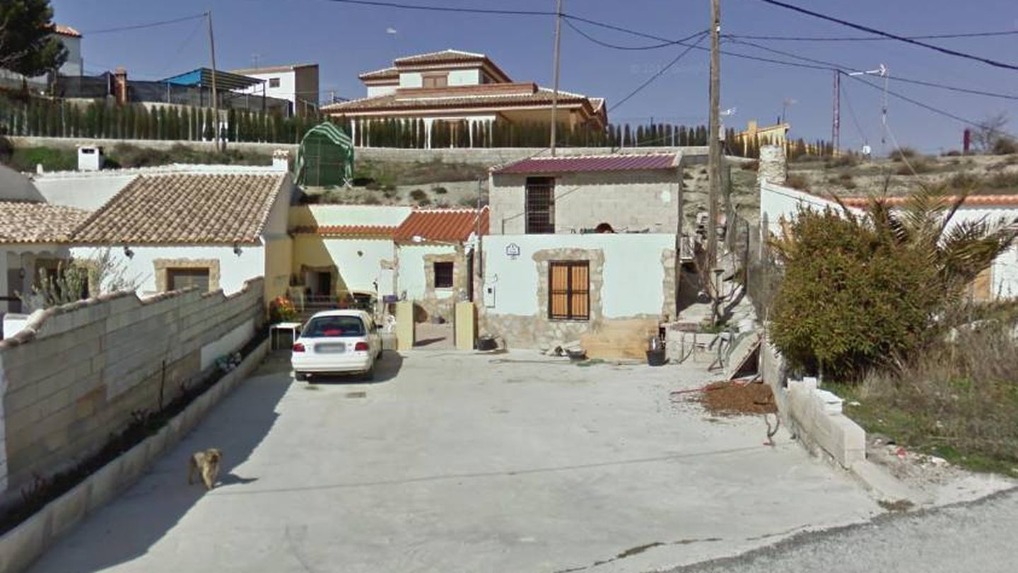 Casa familiar de Castilléjar, Granada, donde se produjeron supuestamente los abusos durante diez años. (Google Maps)