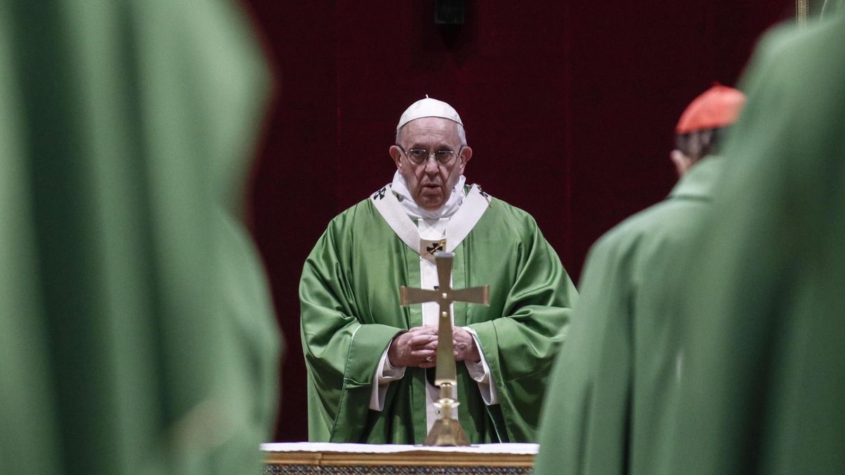 El Papa cierra la cumbre del Vaticano  y llevará ante la justicia a los abusadores