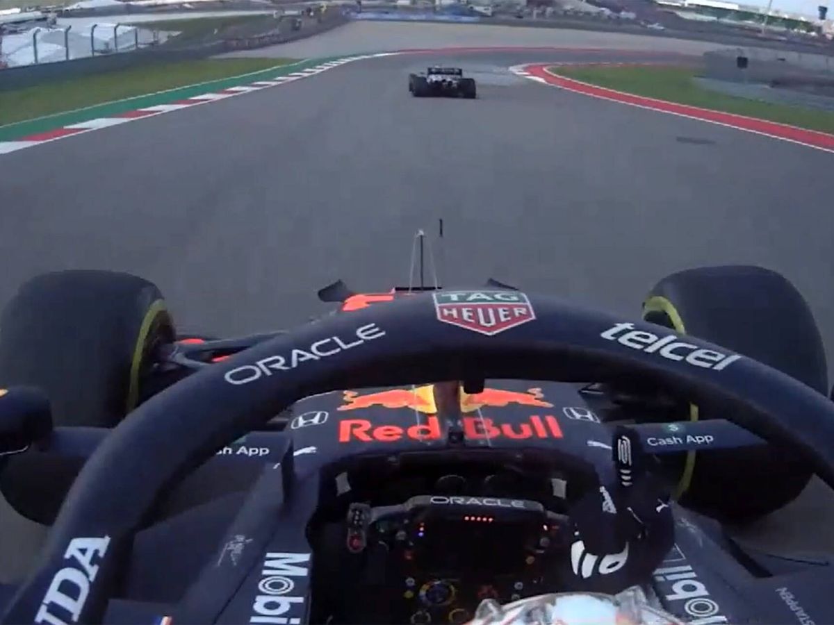 Foto: El elocuente gesto de Verstappen a Hamilton evidenciaba cómo acabó el 'pique' entre ambos