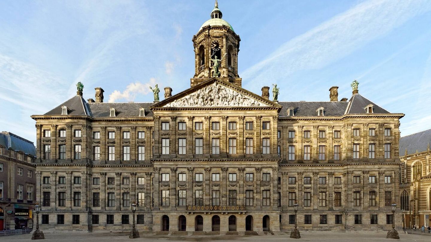 El Palacio Real de Ámsterdam, donde se celebrará la cena de gala entre los Reyes de España y de Holanda. (Cortesía/Paleis Amsterdam)