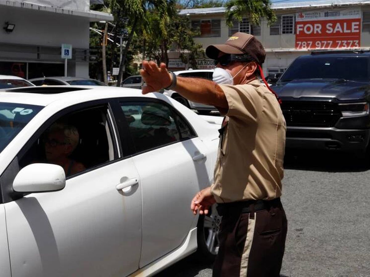Foto: Fotografía de archivo de un policía en San Juan. (EFE/Thais Llorca)