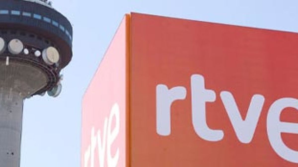 La CMT rechaza devolver a Telefónica, Vodafone y Orange lo aportado para financiar RTVE