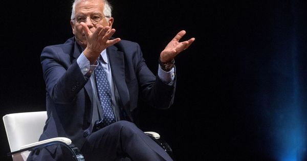Foto: El ministro de Asuntos Exteriores, Josep Borrell, participa en un debate titulado 'El futuro de Europa'. (EFE)