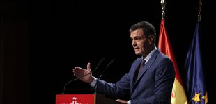 Post de Sánchez critica a PP y Vox por 