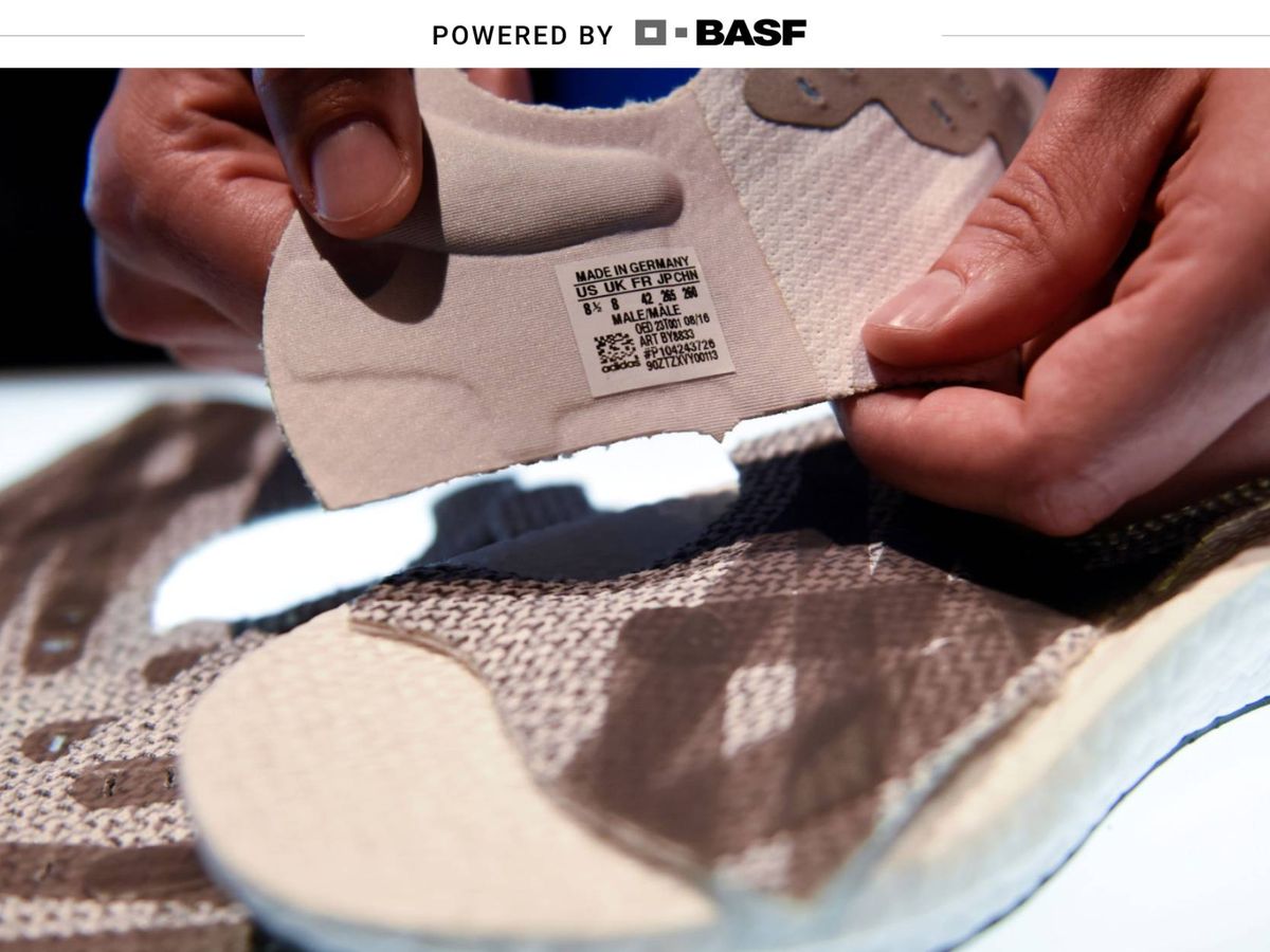 Foto: La iniciativa Futurecraft.Loop, desarrollada entre Adidas y BASF, permite reciclar calzado usado para reconvertirlo en nuevo. (Reuters)