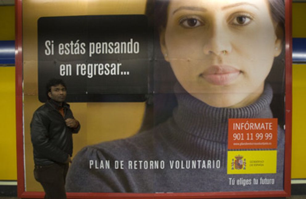 Foto: Sólo el 1% de los 100.000 inmigrantes en paro se apunta al retorno voluntario del Gobierno
